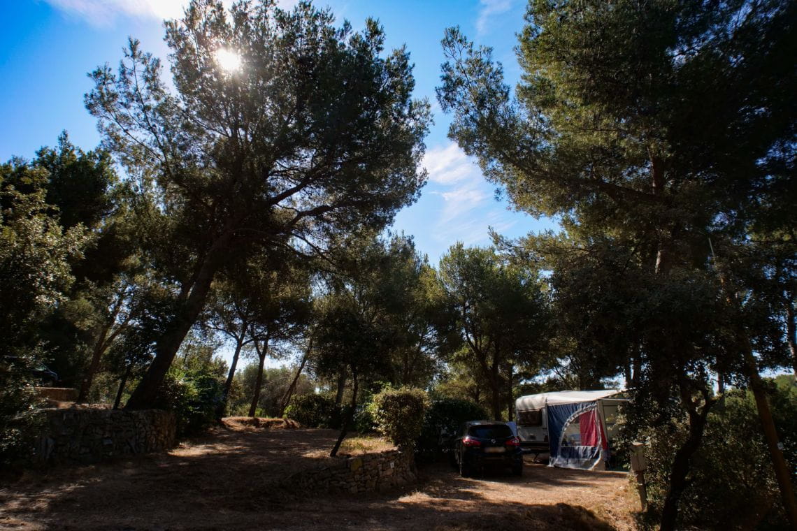 Emplacement camping car Premium à Saint Cyr sur Mer